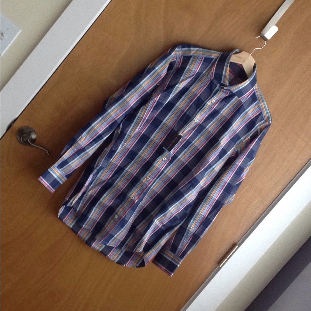 Peter Millar button shirt. men's Medium. NWT.